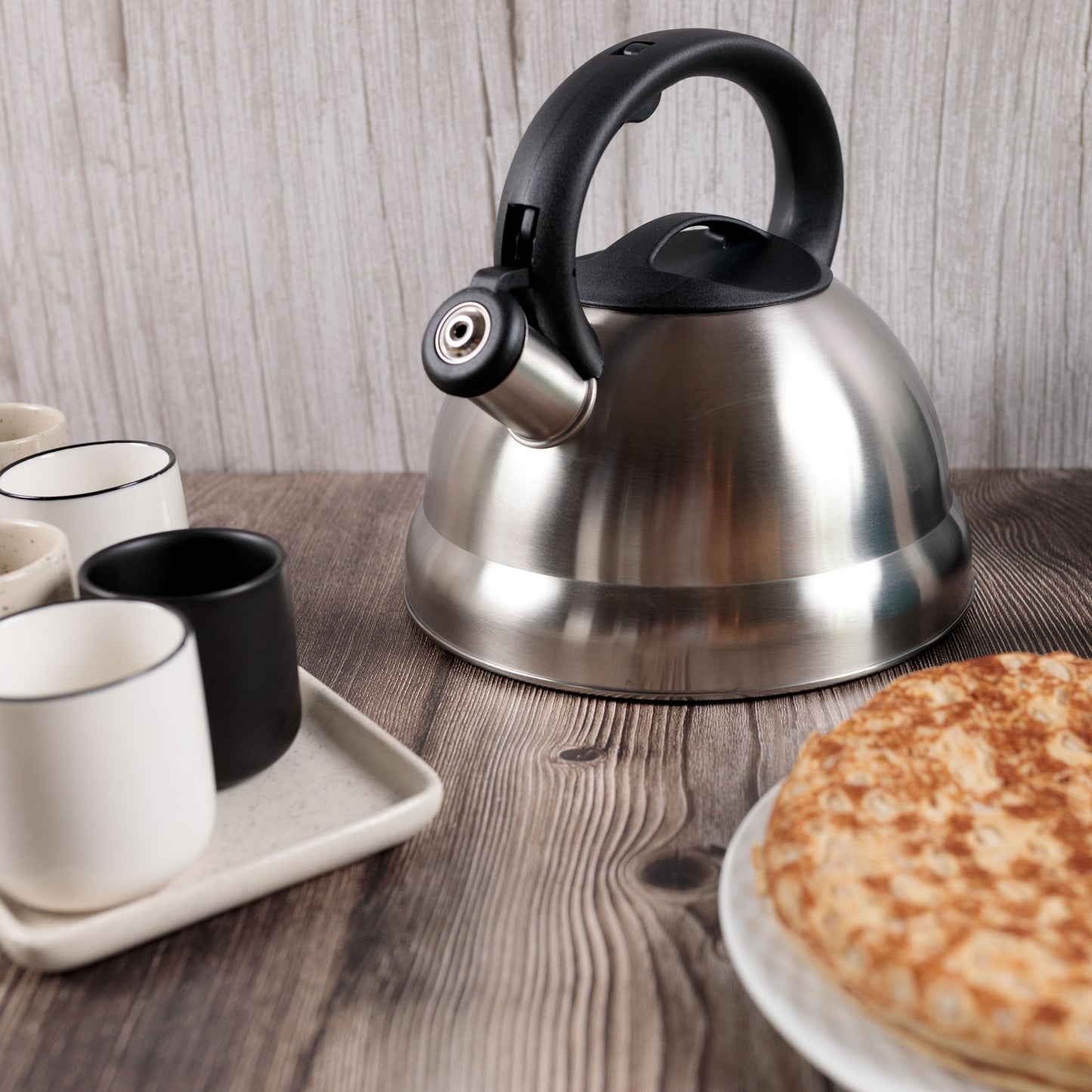 3 L STAINLESS STEEL WHISTLING TEAPOT. KAMBERG® INDUCTION