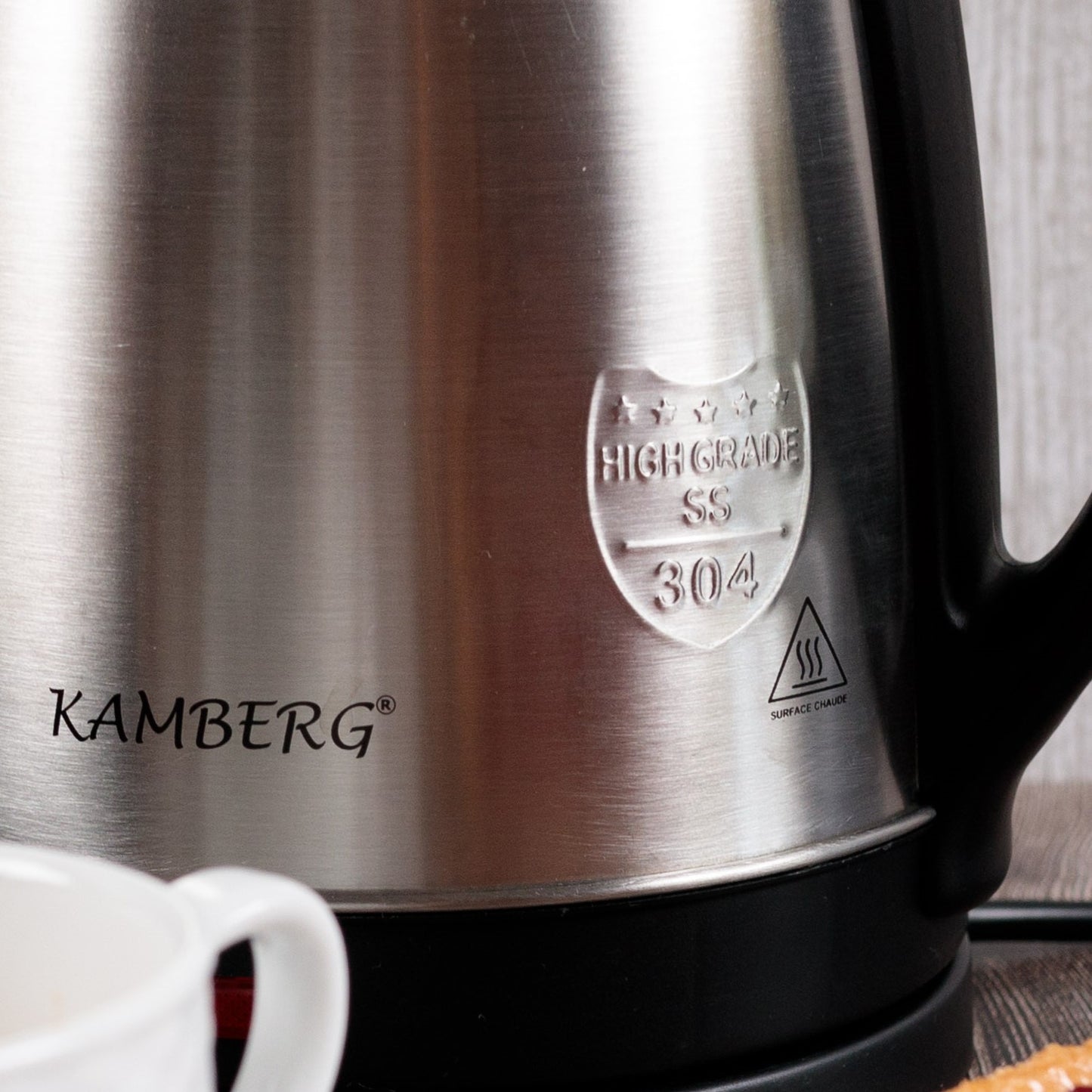 18/10 STAINLESS STEEL KETTLE 1.8 L. KAMBERG®