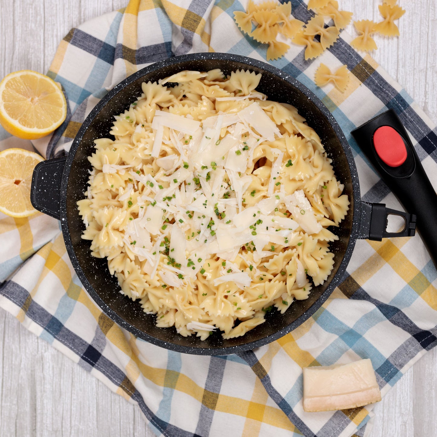 KAMBERG® CAST ALUMINUM 28 CM FRY PAN