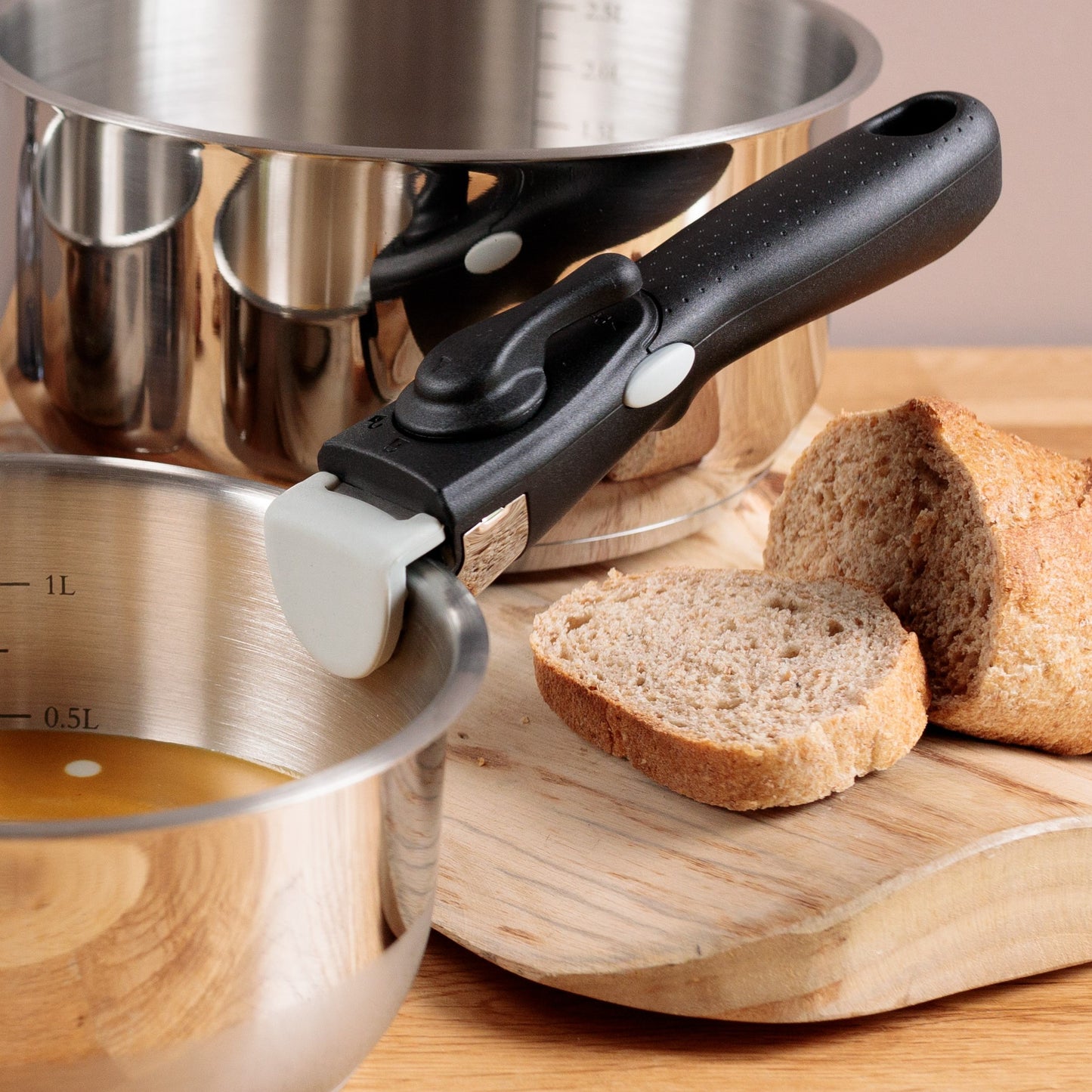 SERIE 3 CASSEROLES INOX + MANCHE AMO KAMBERG®