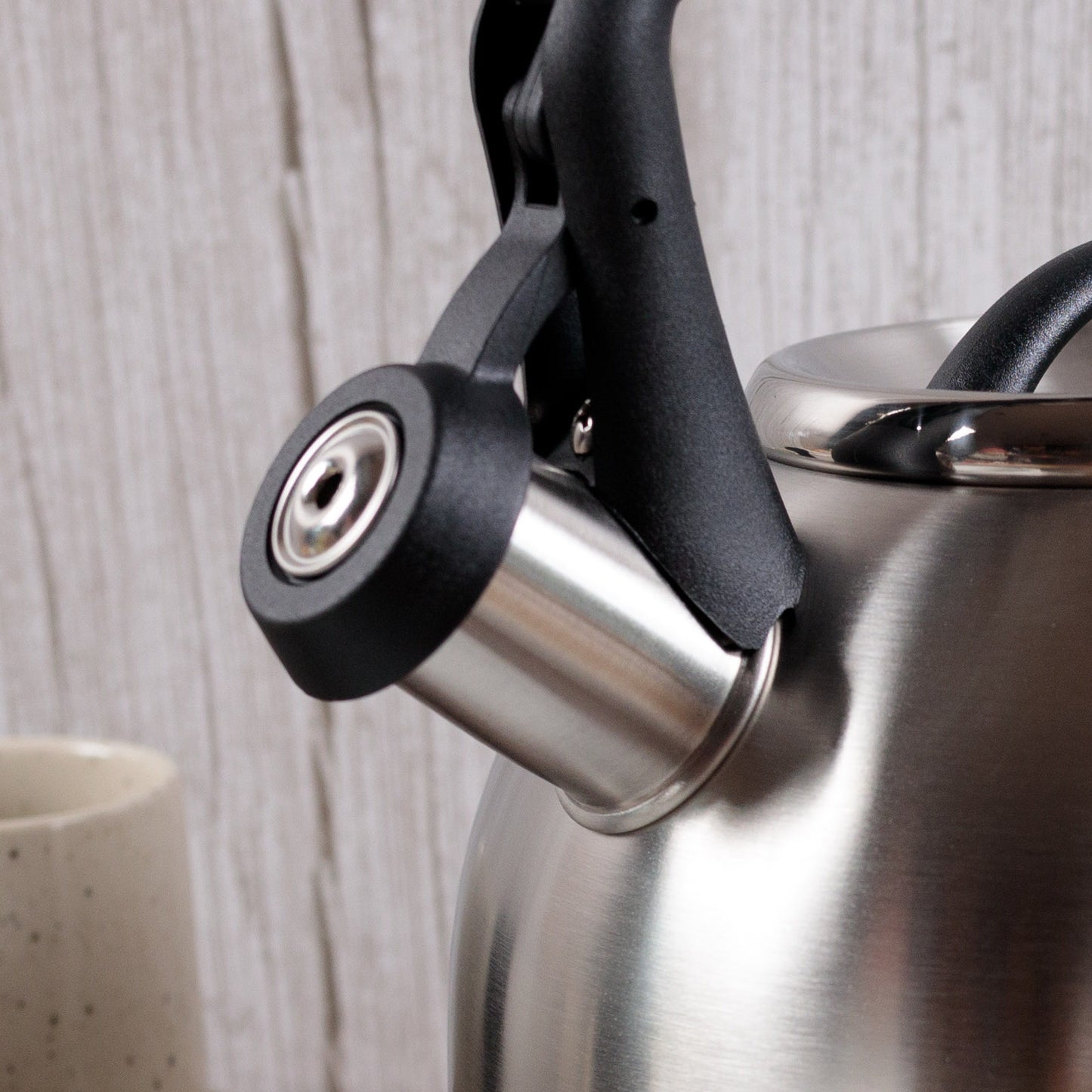 3 L STAINLESS STEEL WHISTLING TEAPOT. KAMBERG® INDUCTION